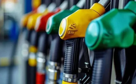 Motorin ve Benzine tarihi indirim! Depolarınızı doldurmayın...İlk kez bu kadar fiyat düşecek